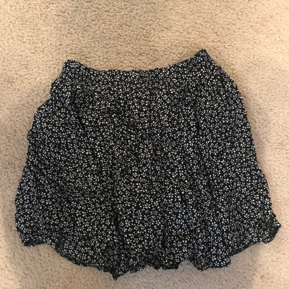 Brandy Melville skirt